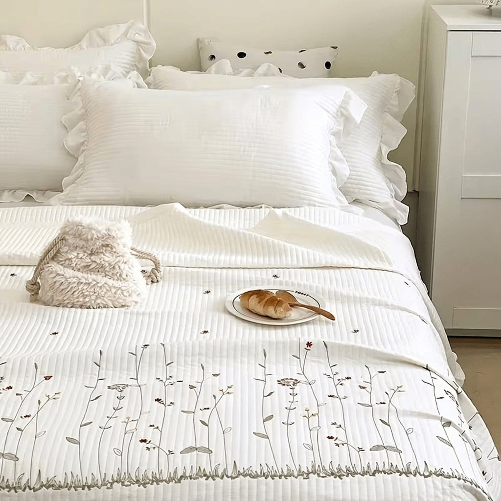 Completo Copriletto Estivo Ricamato Eleganza – 3 Pezzi